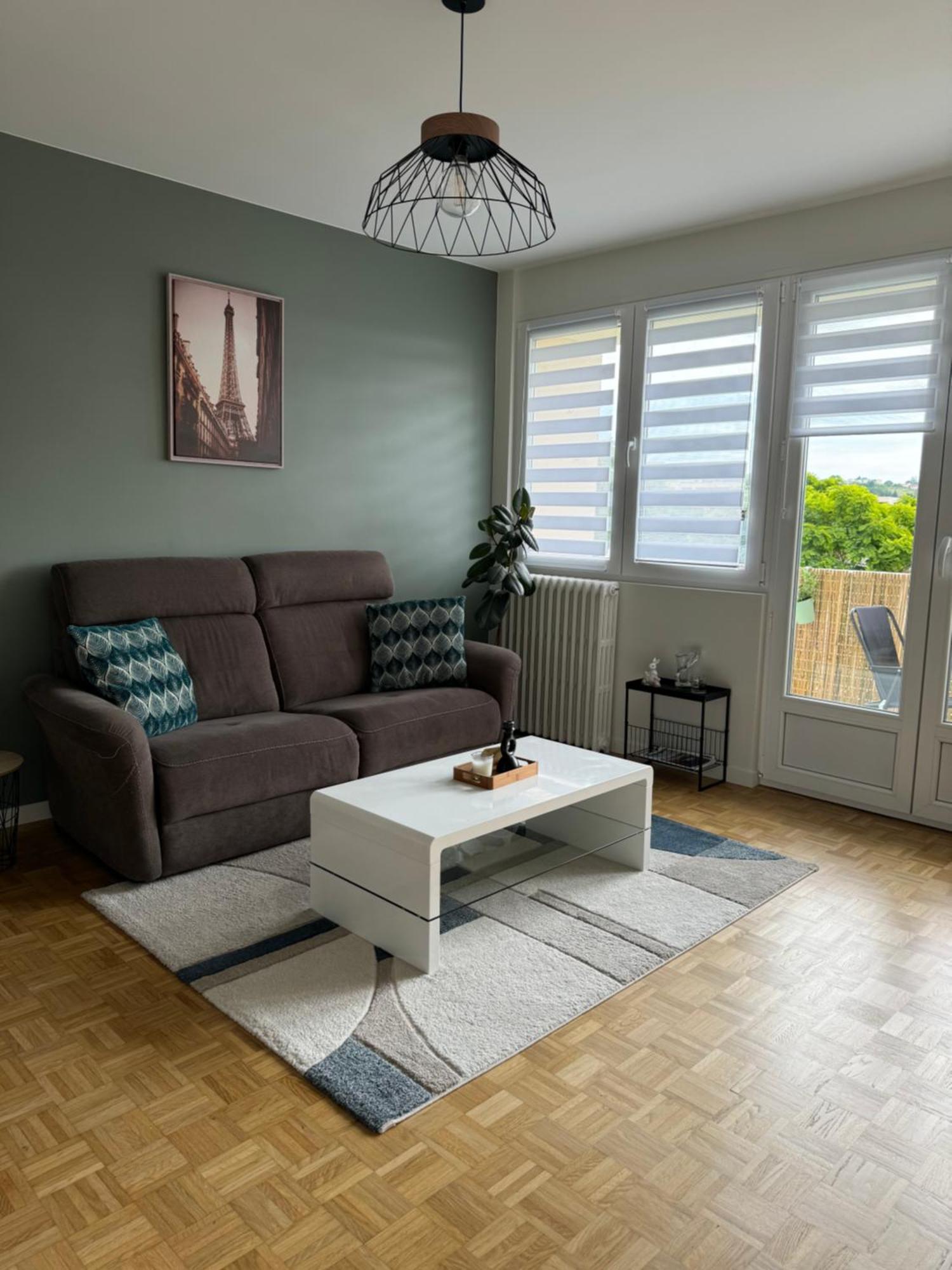 Appartement Chaleureux Et Spacieux T3 ลิมอจส์ ภายนอก รูปภาพ