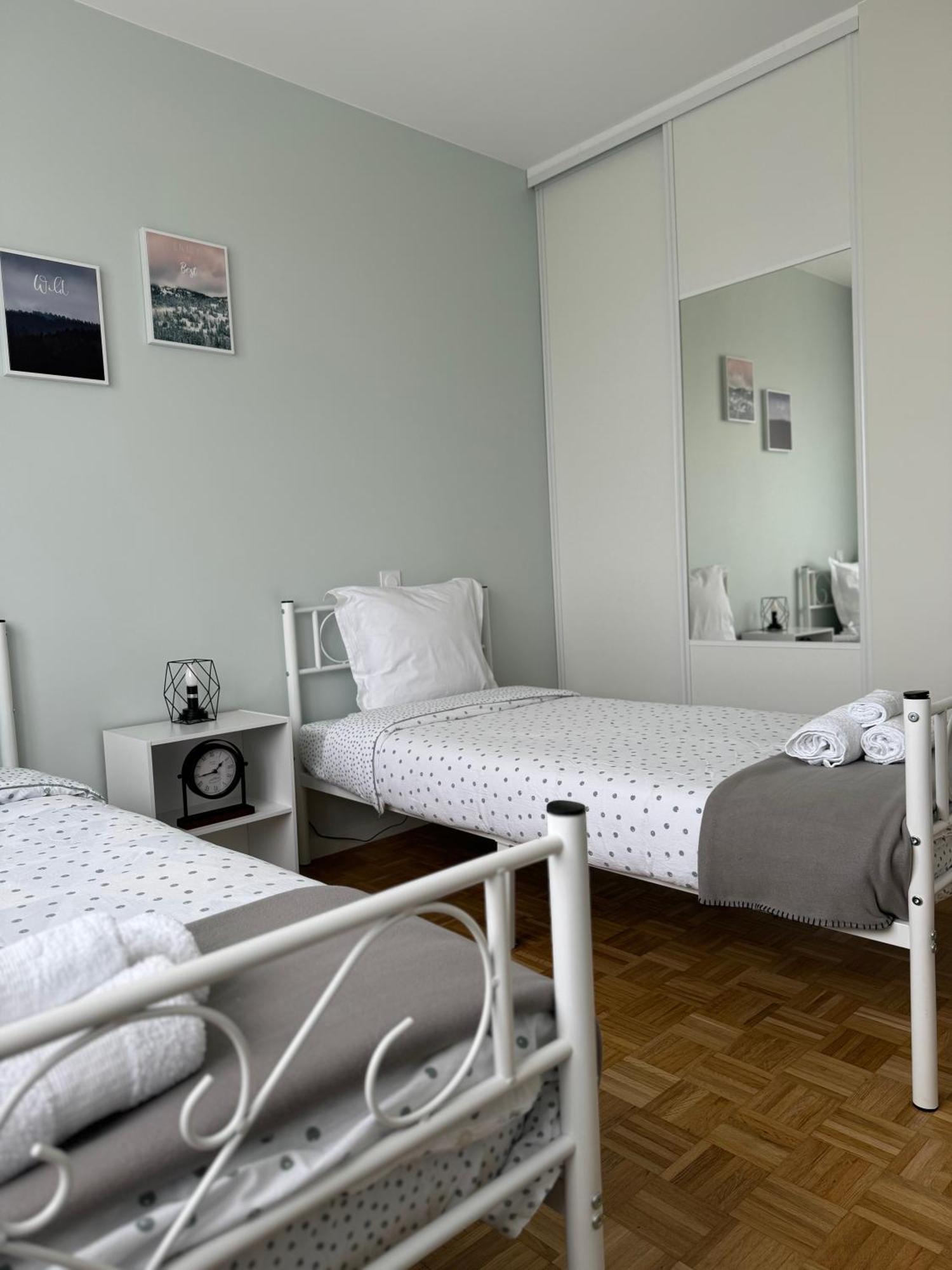 Appartement Chaleureux Et Spacieux T3 ลิมอจส์ ภายนอก รูปภาพ